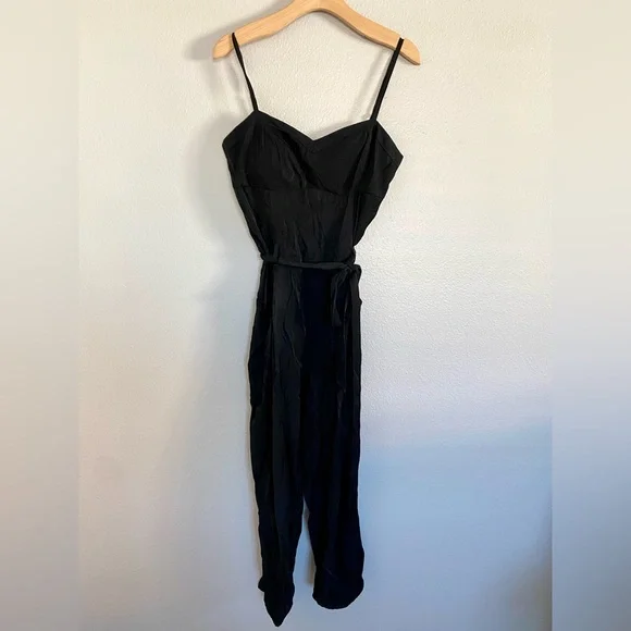 GUESS black jumpsuit - Picture 2 of 9